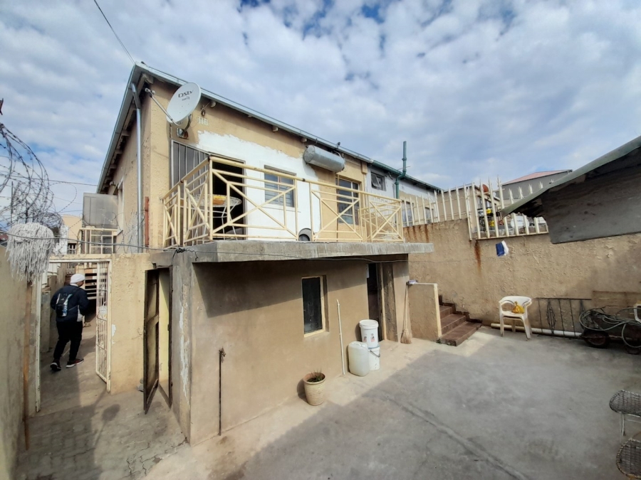 7 Bedroom Property for Sale in Brixton Gauteng