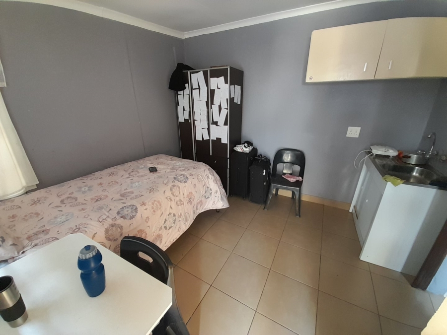 7 Bedroom Property for Sale in Brixton Gauteng