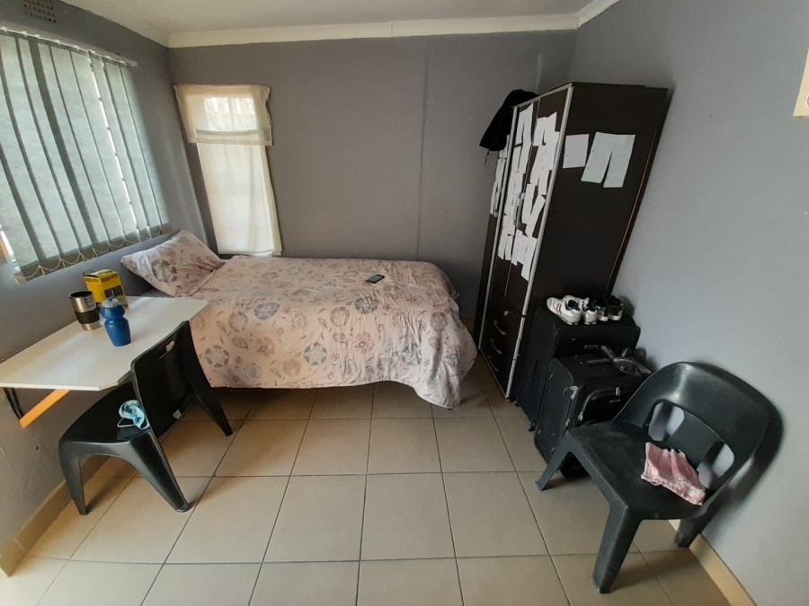 7 Bedroom Property for Sale in Brixton Gauteng