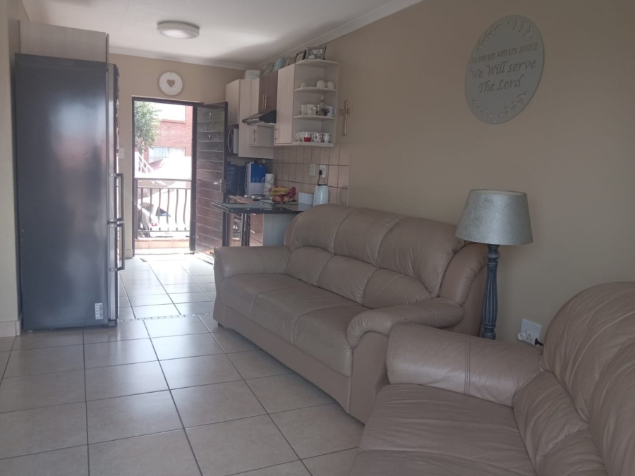 2 Bedroom Property for Sale in Primrose Hill Gauteng