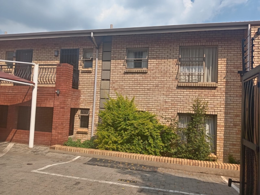 2 Bedroom Property for Sale in Primrose Hill Gauteng