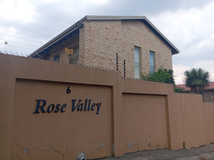 2 Bedroom Property for Sale in Primrose Hill Gauteng