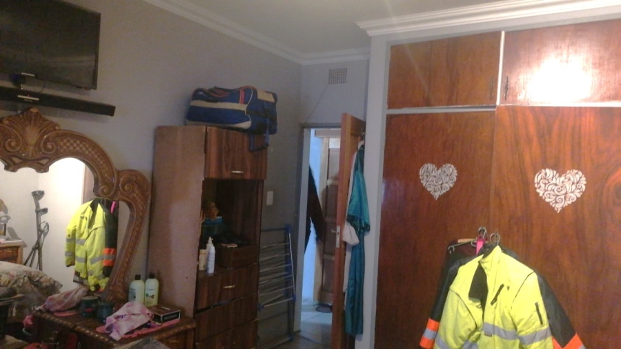 2 Bedroom Property for Sale in Vanderbijlpark CW 3 Gauteng