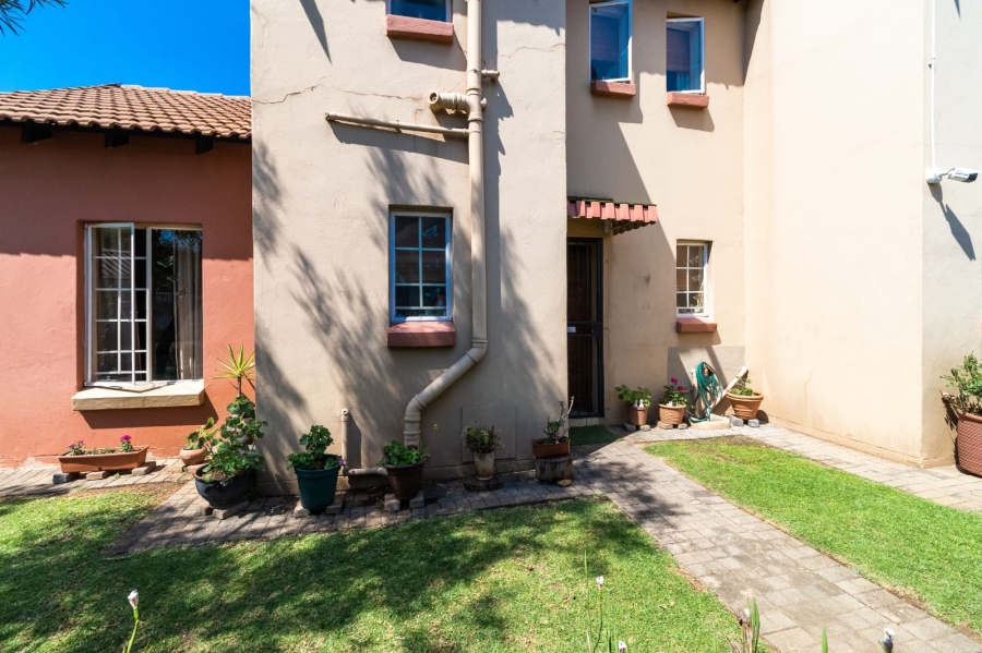 3 Bedroom Property for Sale in Illiondale Gauteng