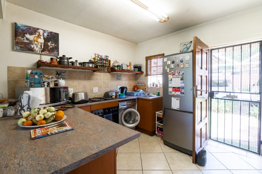 3 Bedroom Property for Sale in Illiondale Gauteng