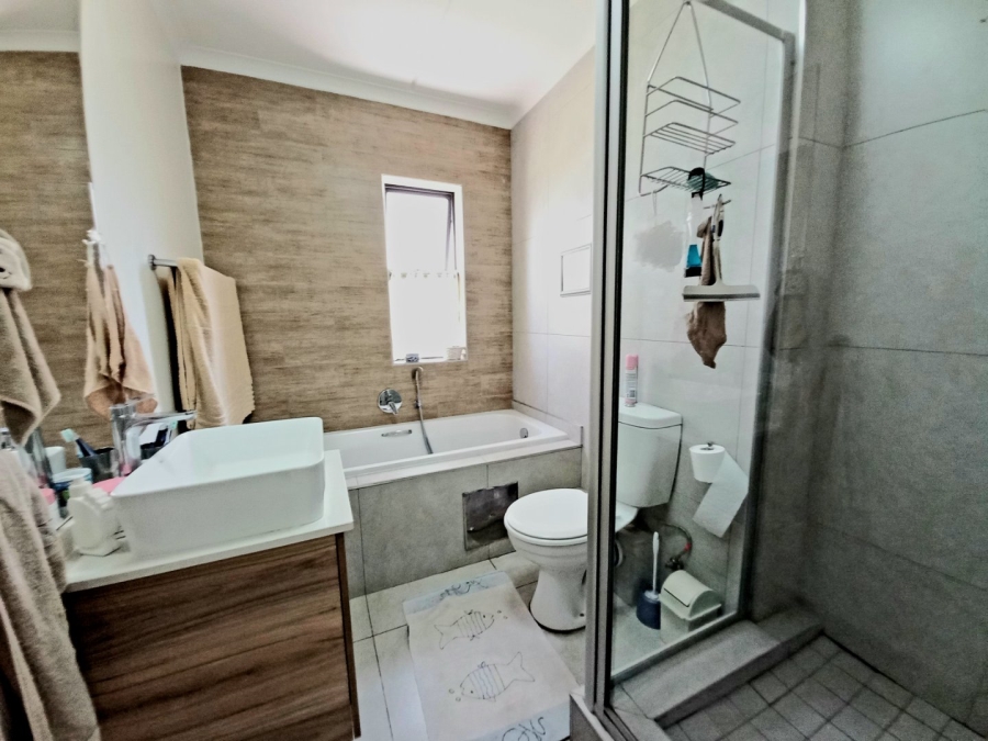 3 Bedroom Property for Sale in Modderfontein Gauteng