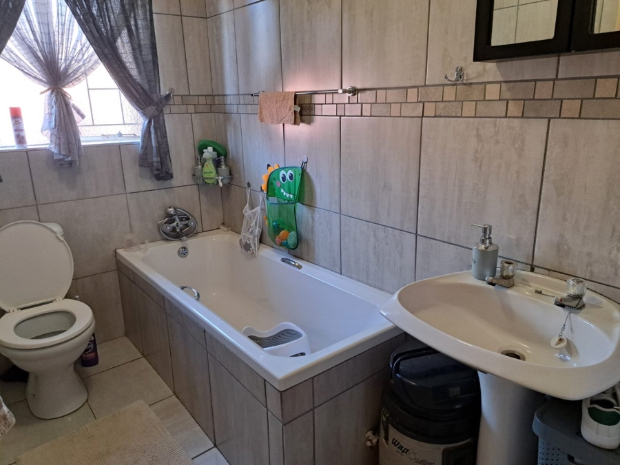 3 Bedroom Property for Sale in Doornpoort Gauteng