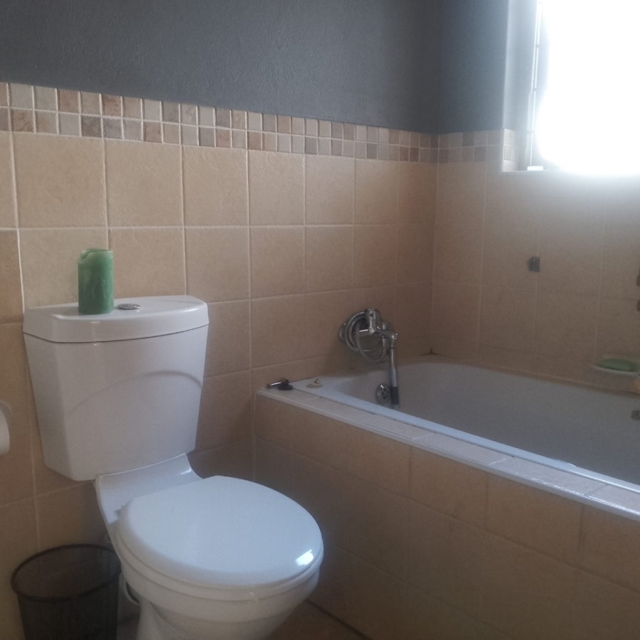 2 Bedroom Property for Sale in Arundo Estate Gauteng