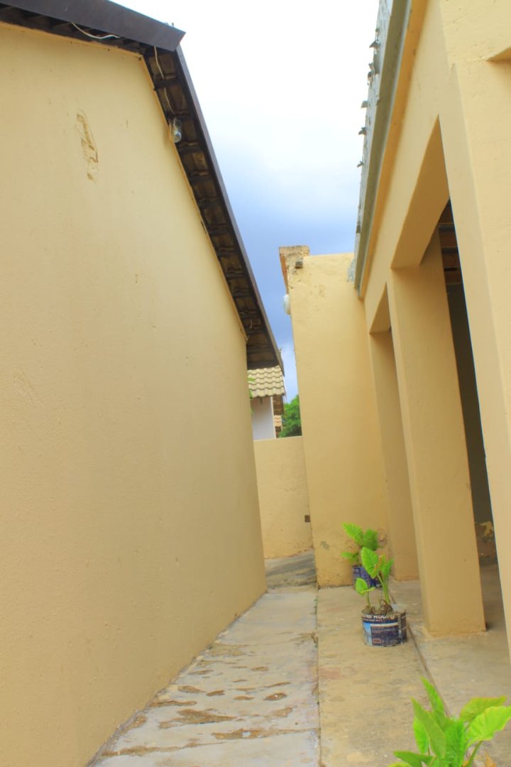 3 Bedroom Property for Sale in Soshanguve GG Gauteng