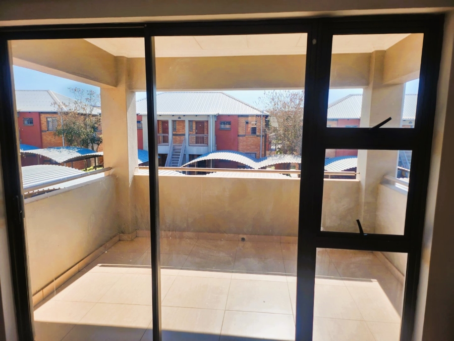 To Let 2 Bedroom Property for Rent in Andeon Gauteng