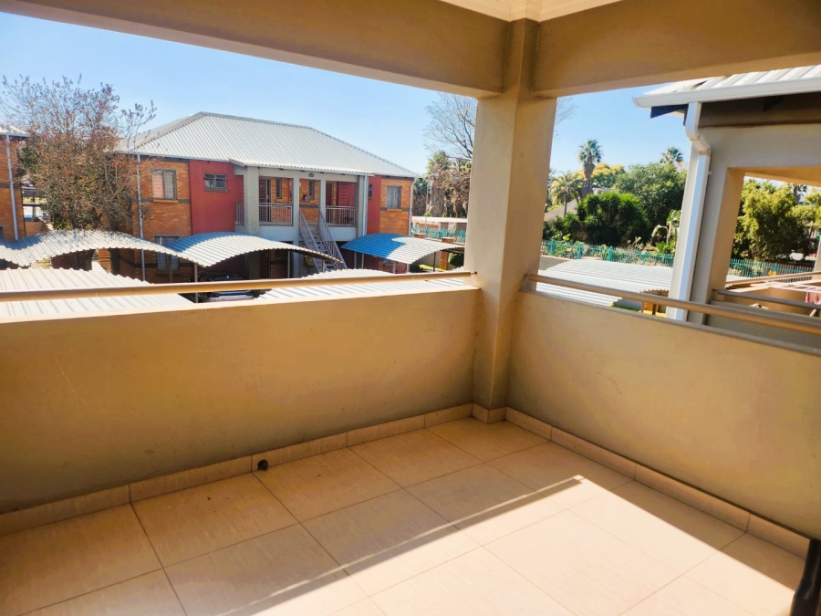 To Let 2 Bedroom Property for Rent in Andeon Gauteng
