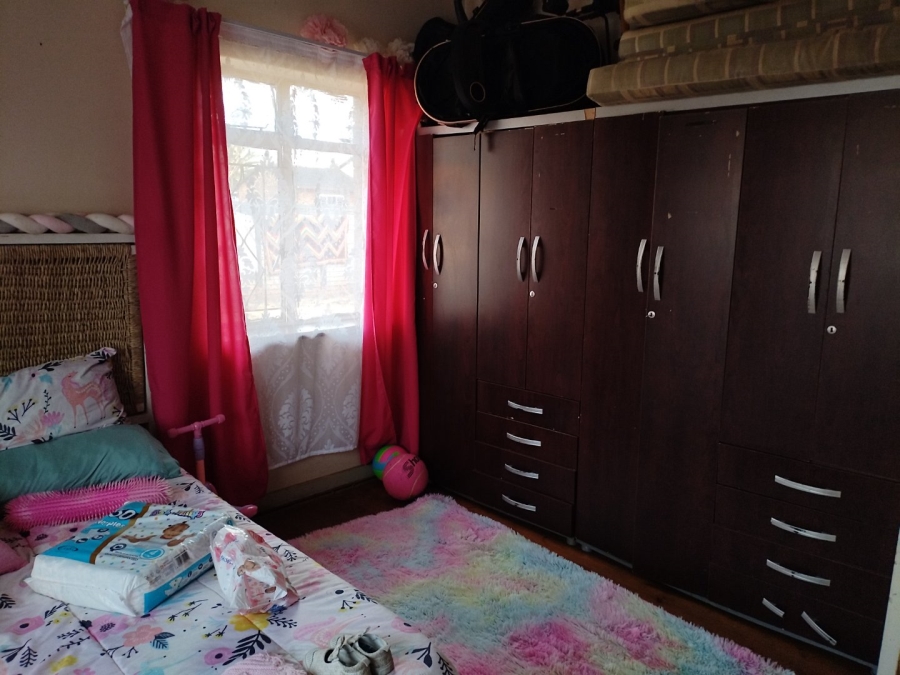 3 Bedroom Property for Sale in Daggafontein Gauteng