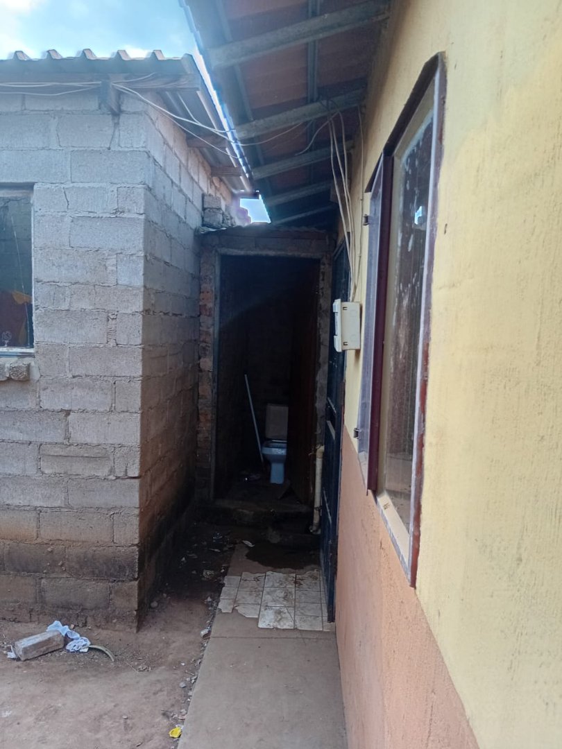 2 Bedroom Property for Sale in Olievenhoutbosch Gauteng