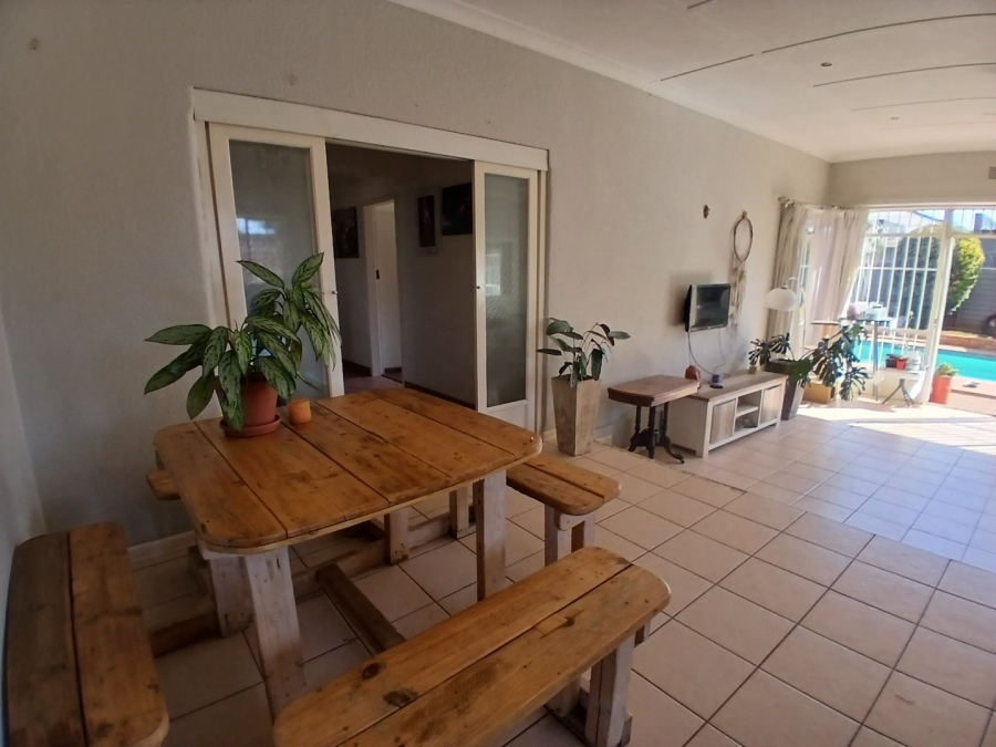 3 Bedroom Property for Sale in Edenvale Central Gauteng