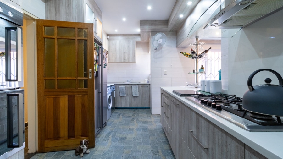4 Bedroom Property for Sale in Randhart Gauteng