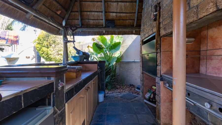 4 Bedroom Property for Sale in Randhart Gauteng
