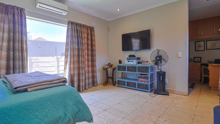 4 Bedroom Property for Sale in Randhart Gauteng