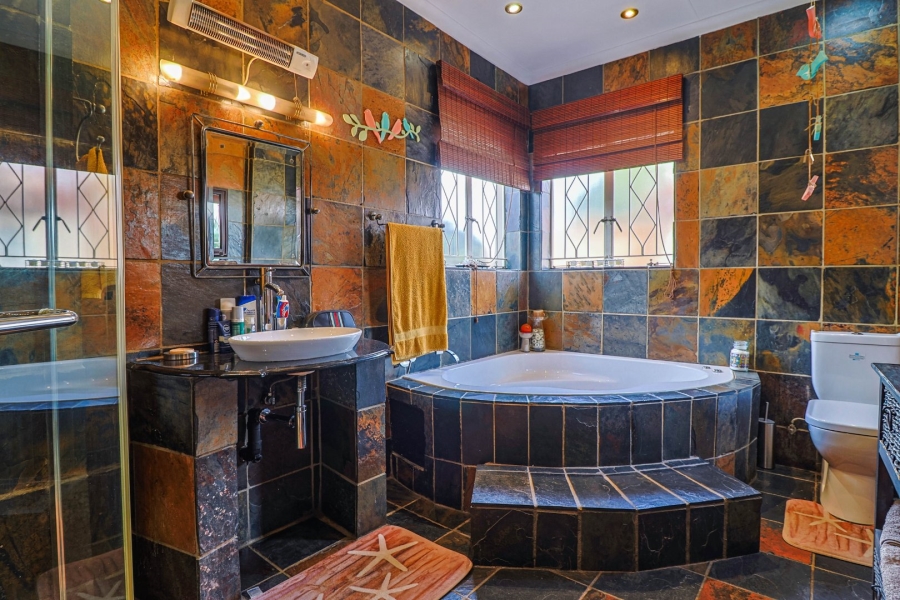 4 Bedroom Property for Sale in Randhart Gauteng