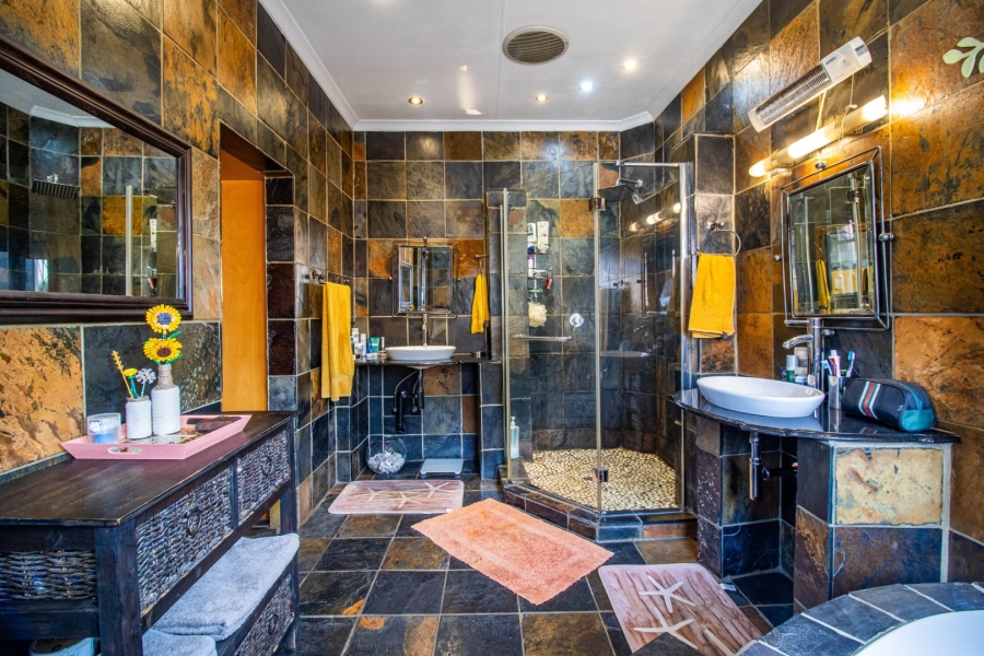 4 Bedroom Property for Sale in Randhart Gauteng