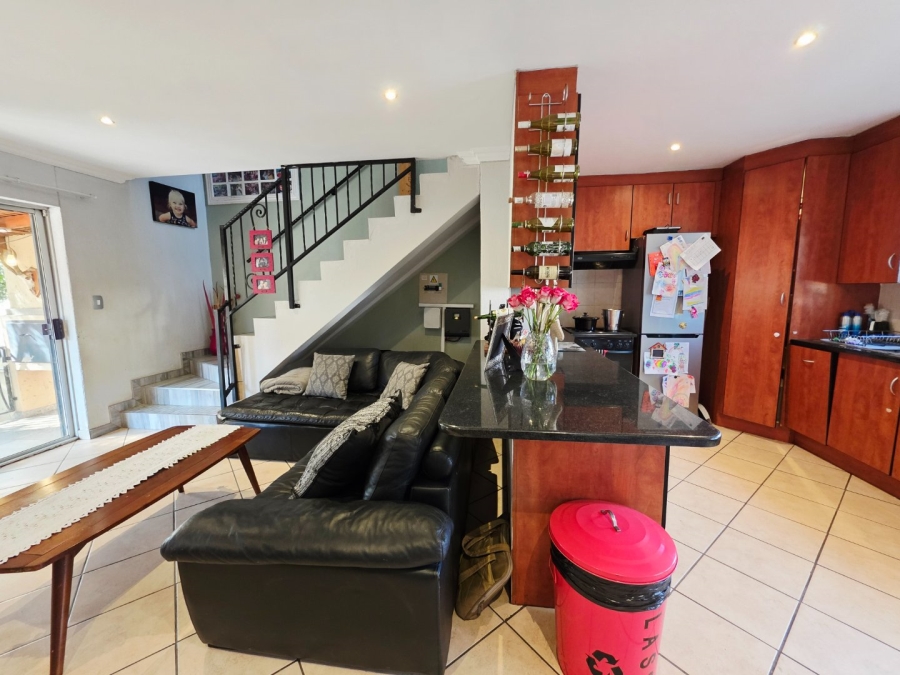 3 Bedroom Property for Sale in La Montagne Gauteng