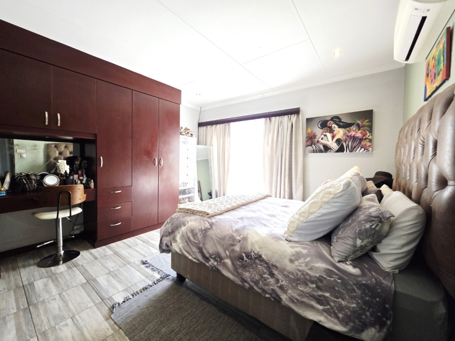 3 Bedroom Property for Sale in La Montagne Gauteng