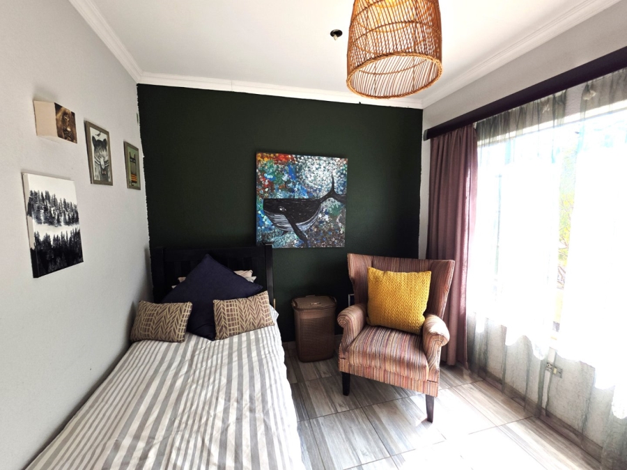 3 Bedroom Property for Sale in La Montagne Gauteng