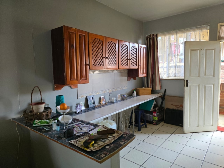 1 Bedroom Property for Sale in Sunnyridge Gauteng