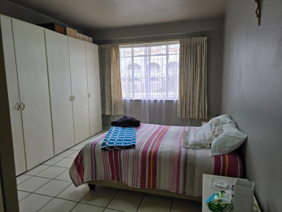 1 Bedroom Property for Sale in Sunnyridge Gauteng