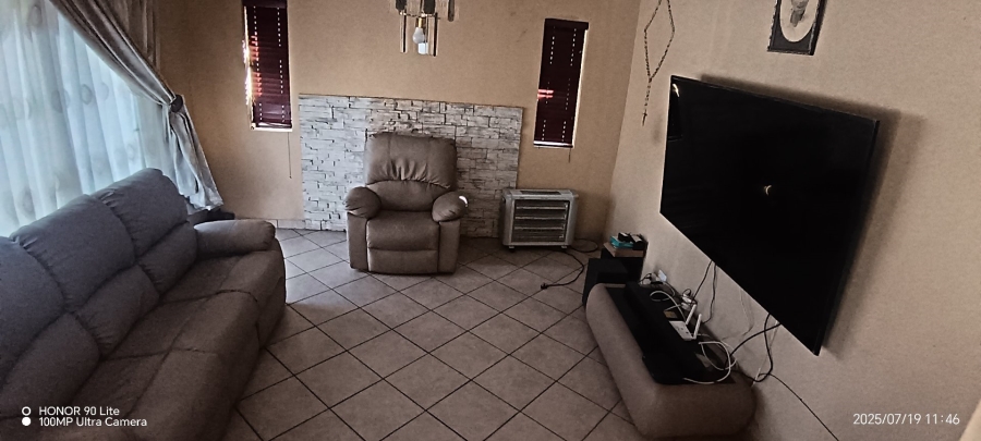 4 Bedroom Property for Sale in Soshanguve L Gauteng