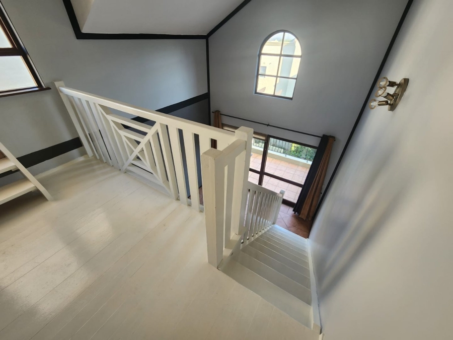 To Let 2 Bedroom Property for Rent in Douglasdale Gauteng
