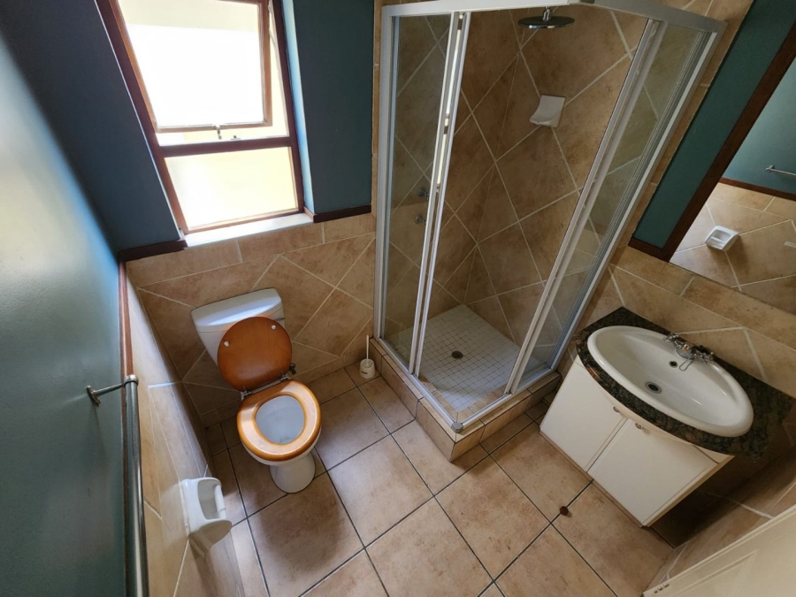 To Let 2 Bedroom Property for Rent in Douglasdale Gauteng