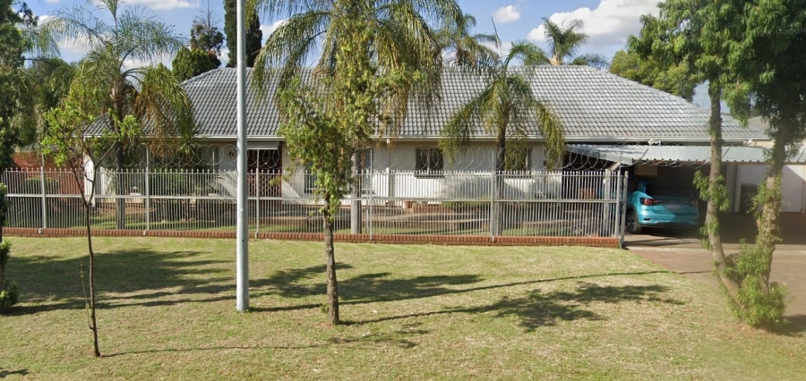 To Let 3 Bedroom Property for Rent in Noordwyk Gauteng