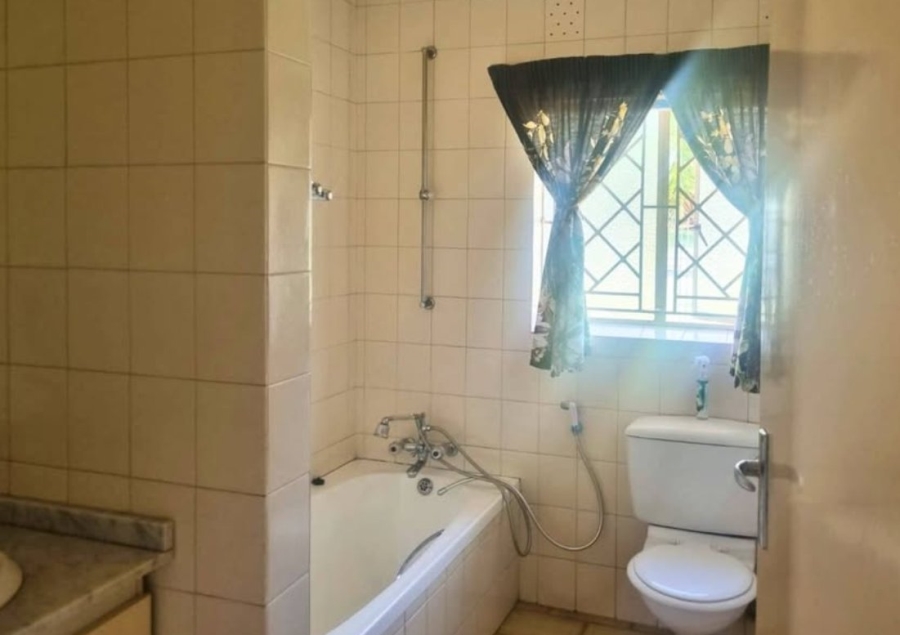 To Let 3 Bedroom Property for Rent in Noordwyk Gauteng