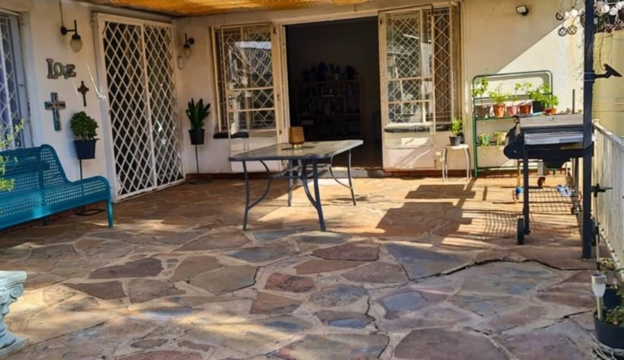 To Let 3 Bedroom Property for Rent in Noordwyk Gauteng