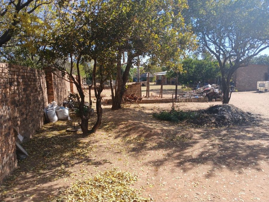 6 Bedroom Property for Sale in Bultfontein A H Gauteng