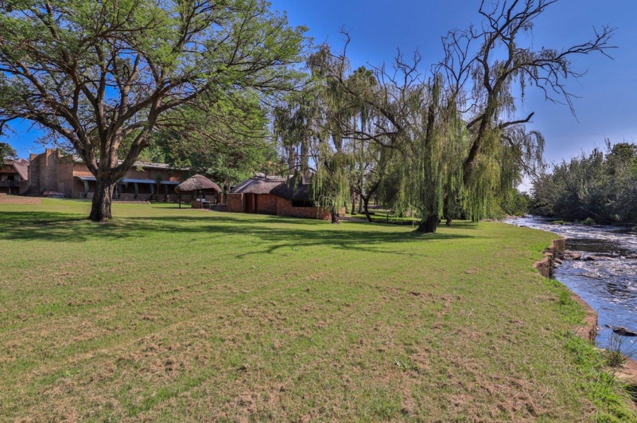 2 Bedroom Property for Sale in Vasfontein AH Gauteng