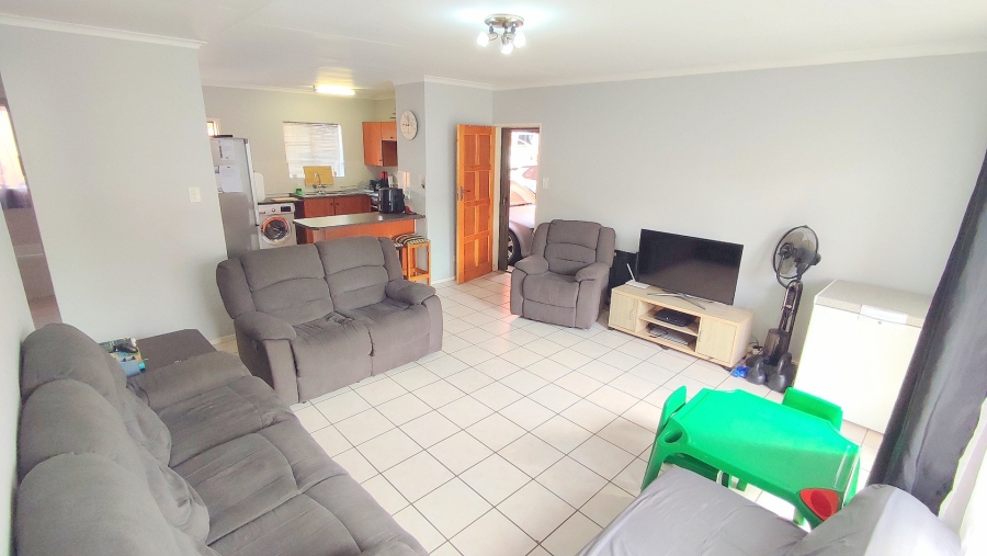 2 Bedroom Property for Sale in Amberfield Heights Gauteng