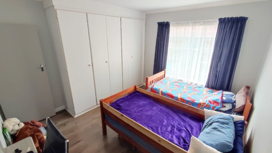 2 Bedroom Property for Sale in Amberfield Heights Gauteng