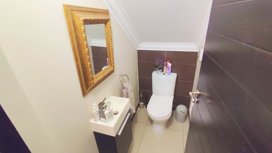 3 Bedroom Property for Sale in Amberfield Valley Gauteng