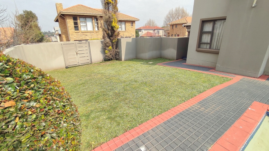3 Bedroom Property for Sale in Amberfield Valley Gauteng