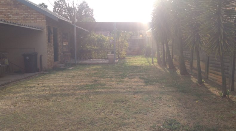 3 Bedroom Property for Sale in Heuweloord Gauteng