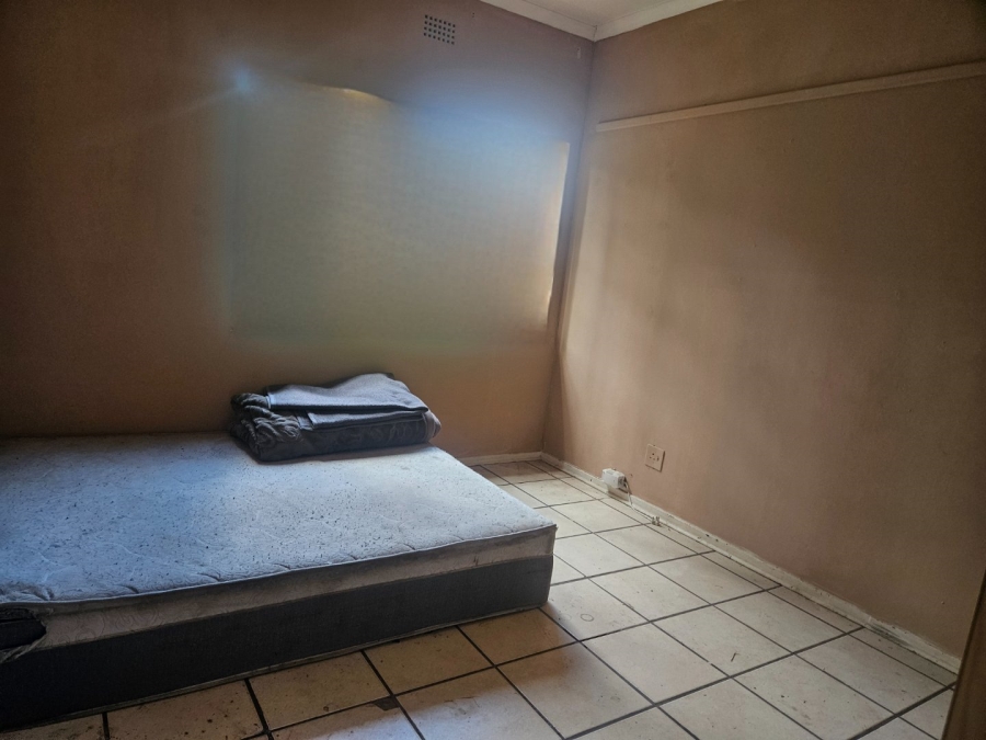 3 Bedroom Property for Sale in Crystal Park Gauteng