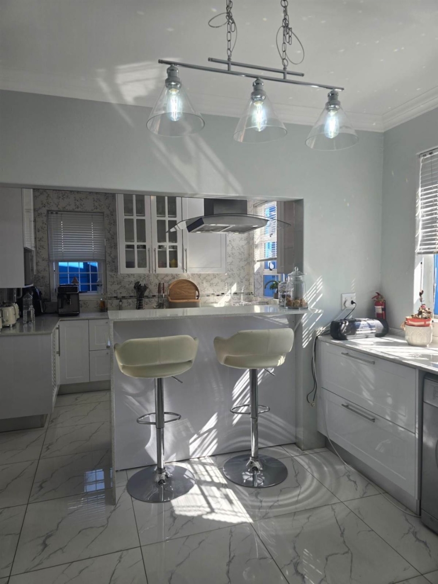 To Let 3 Bedroom Property for Rent in Kensington Gauteng