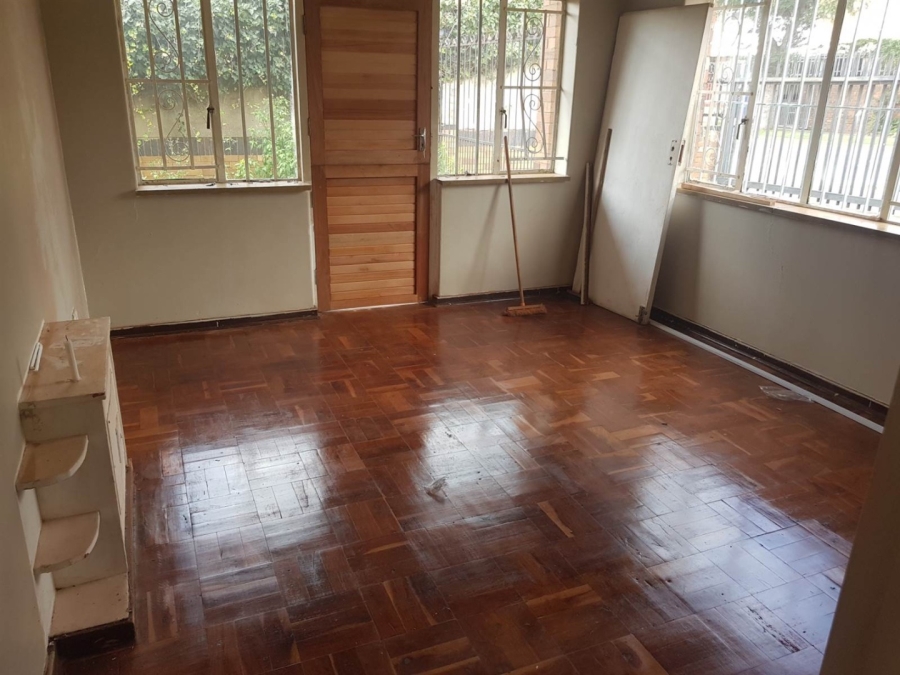 To Let 1 Bedroom Property for Rent in Kenilworth Gauteng