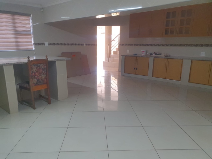 10 Bedroom Property for Sale in Proclamation Hill Gauteng