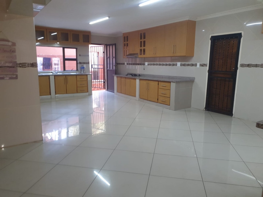 10 Bedroom Property for Sale in Proclamation Hill Gauteng