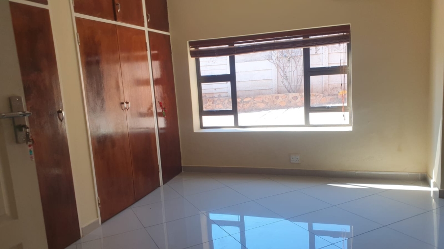 10 Bedroom Property for Sale in Proclamation Hill Gauteng
