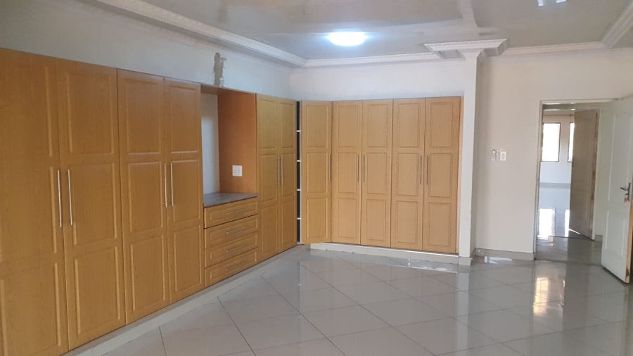 10 Bedroom Property for Sale in Proclamation Hill Gauteng