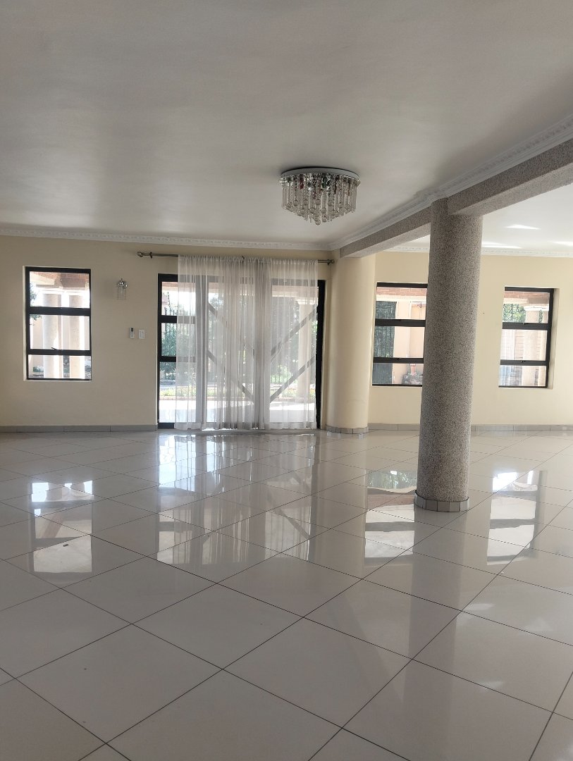10 Bedroom Property for Sale in Proclamation Hill Gauteng