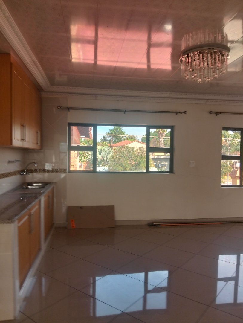 10 Bedroom Property for Sale in Proclamation Hill Gauteng